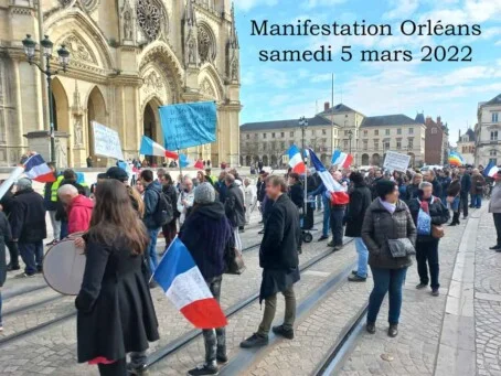 manifestation-orleans-samedi-5-mars-2022-B Manifestation à Orléans samedi 5 mars 2022